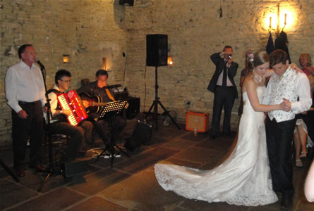 Wedding Barn Dance Bibury Cirencester